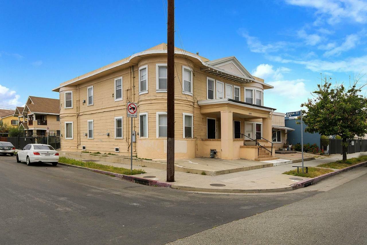 Pads On Pasadena Ave Ostello