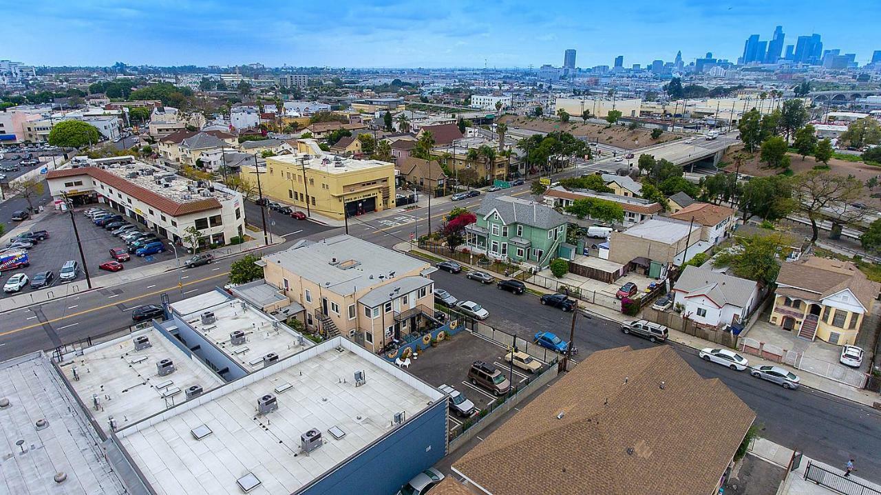 Ostello Pads On Pasadena Ave 2*